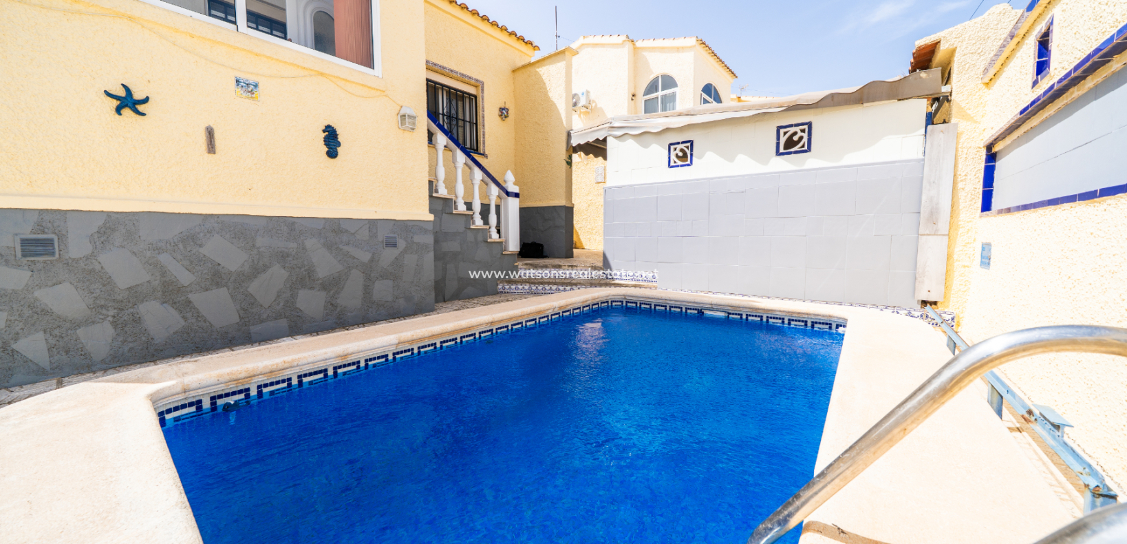 Venta - Chalet Independiente - Urb. La Marina
