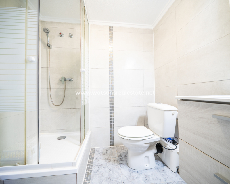 Venta - Chalet Independiente - Urb. La Marina