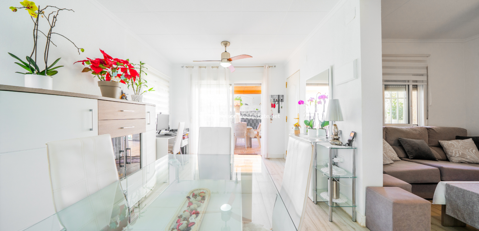 Venta - Chalet Independiente - Urb. La Marina