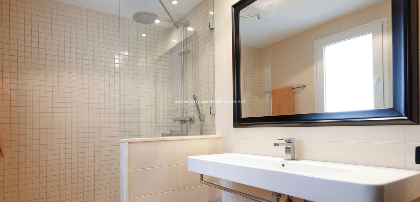 Venta - Chalet Independiente - Urb. La Marina