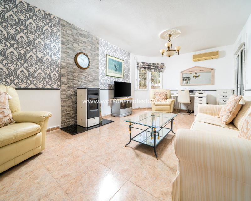 Venta - Chalet Independiente - Urb. La Marina