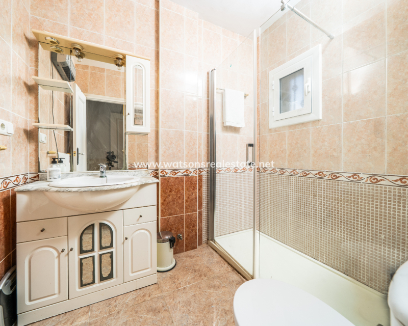 Venta - Chalet Independiente - Urb. La Marina
