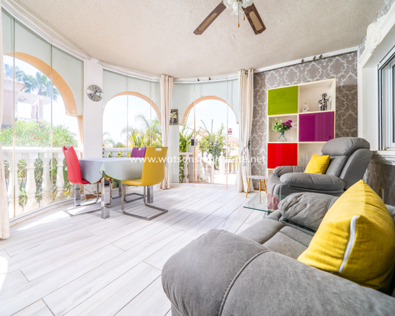 Venta - Chalet Independiente - Urb. La Marina