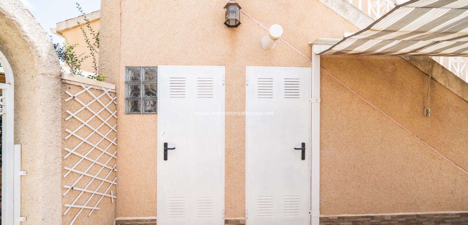 Venta - Chalet Independiente - Urb. La Marina
