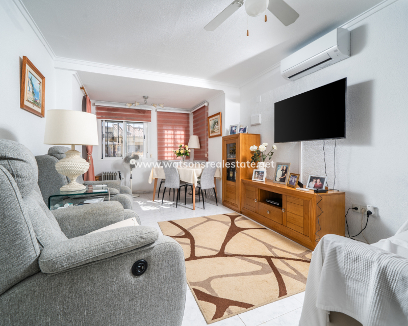 Venta - Chalet Independiente - Urb. La Marina