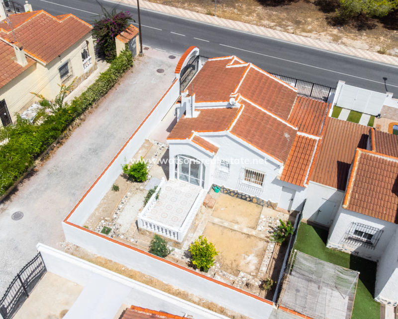 Venta - Chalet Independiente - Urb. La Marina