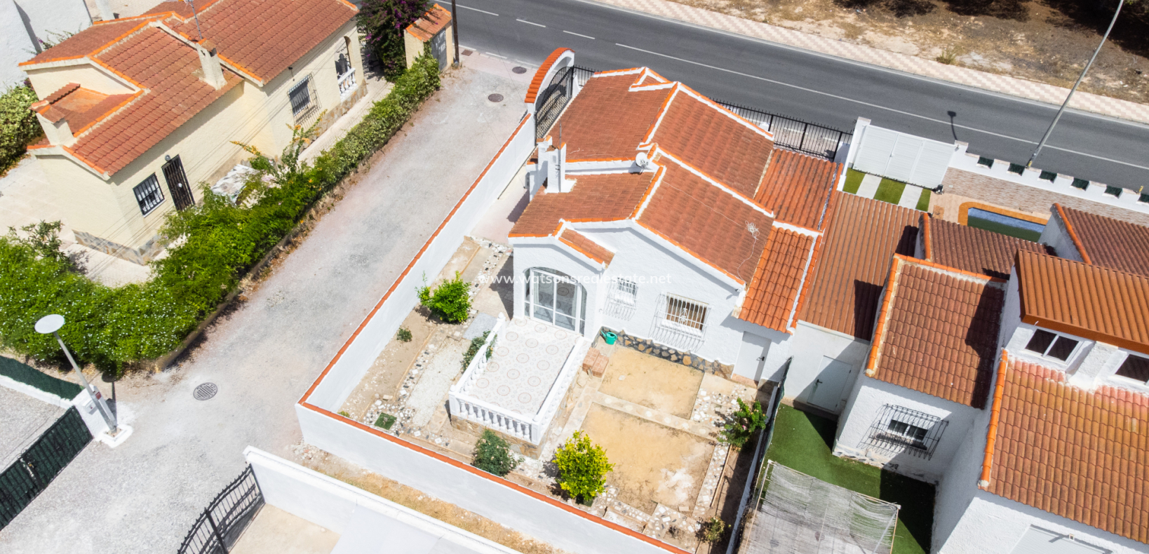 Venta - Chalet Independiente - Urb. La Marina