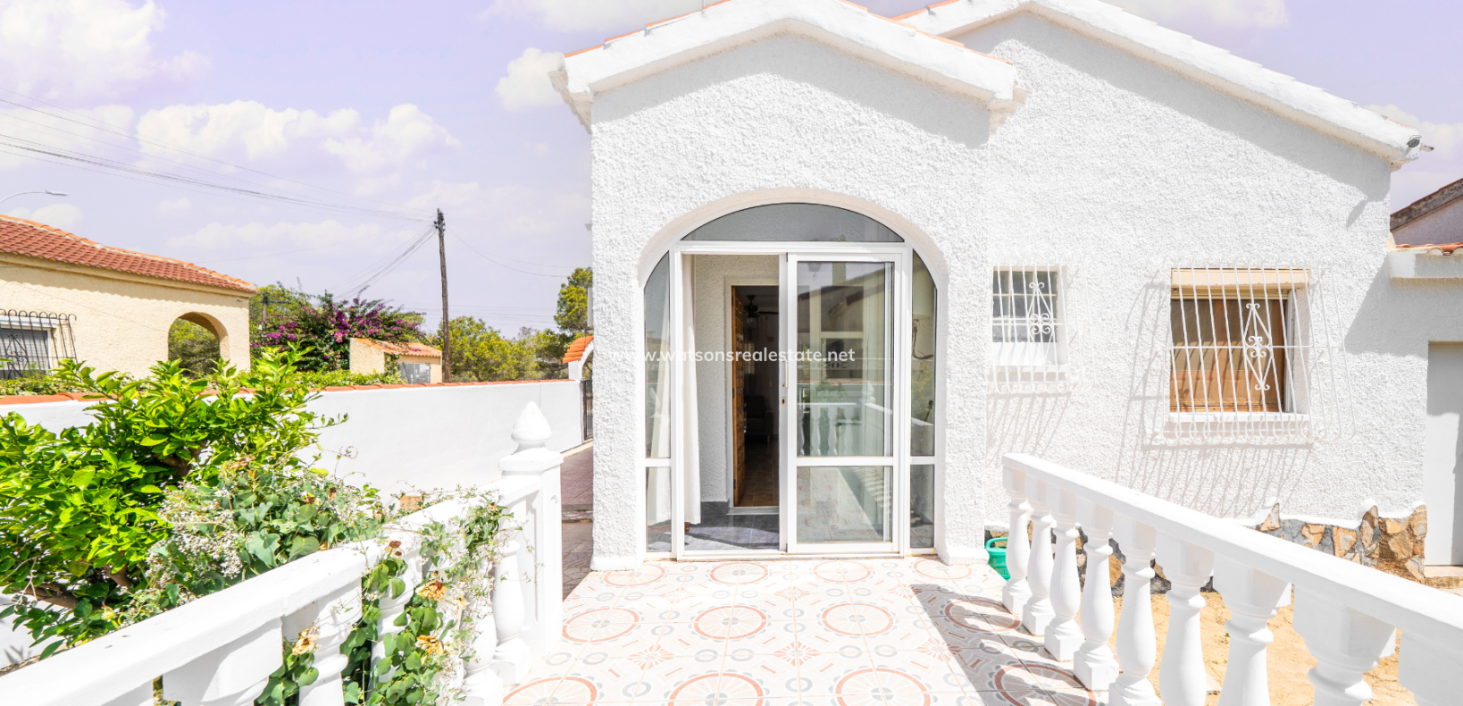 Venta - Chalet Independiente - Urb. La Marina