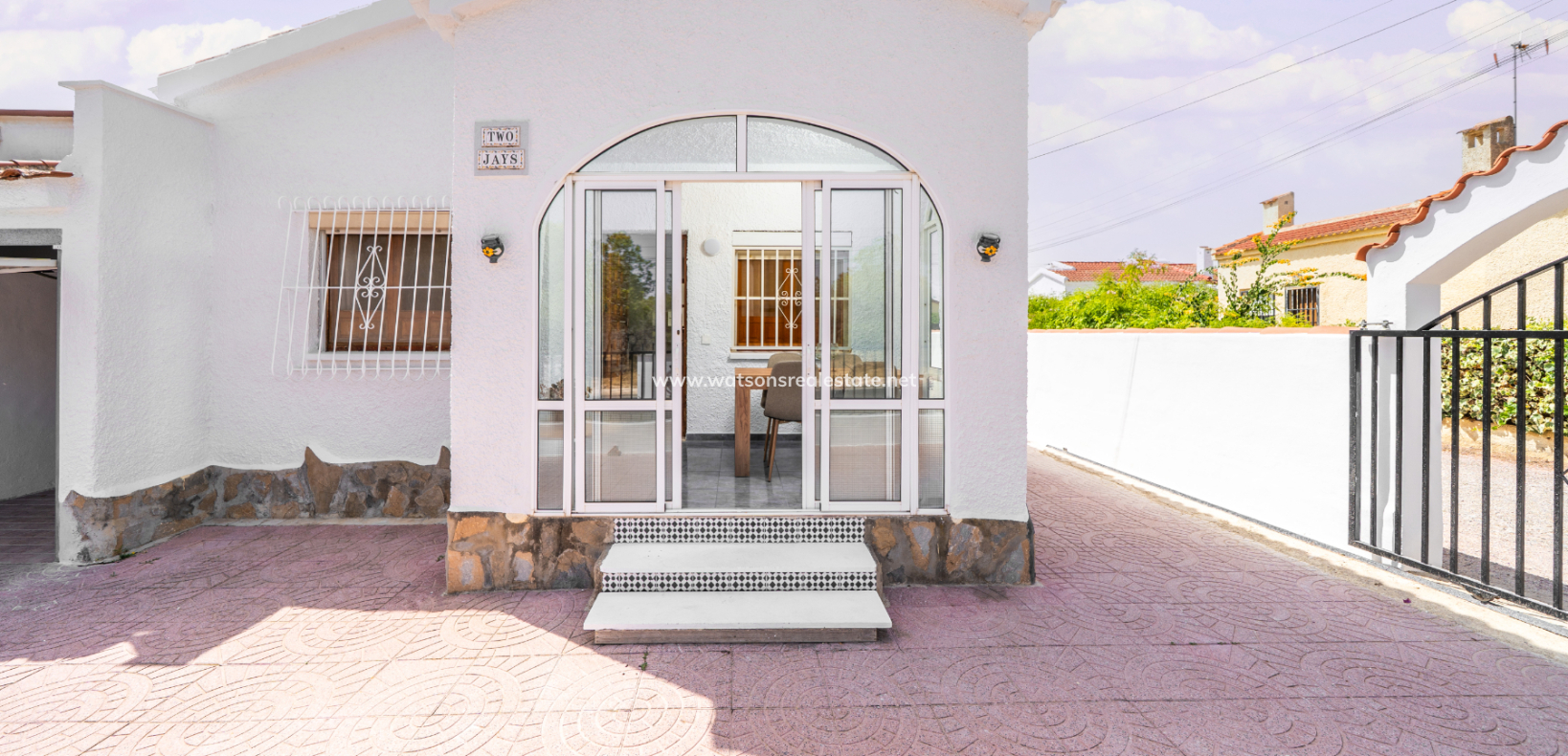 Venta - Chalet Independiente - Urb. La Marina