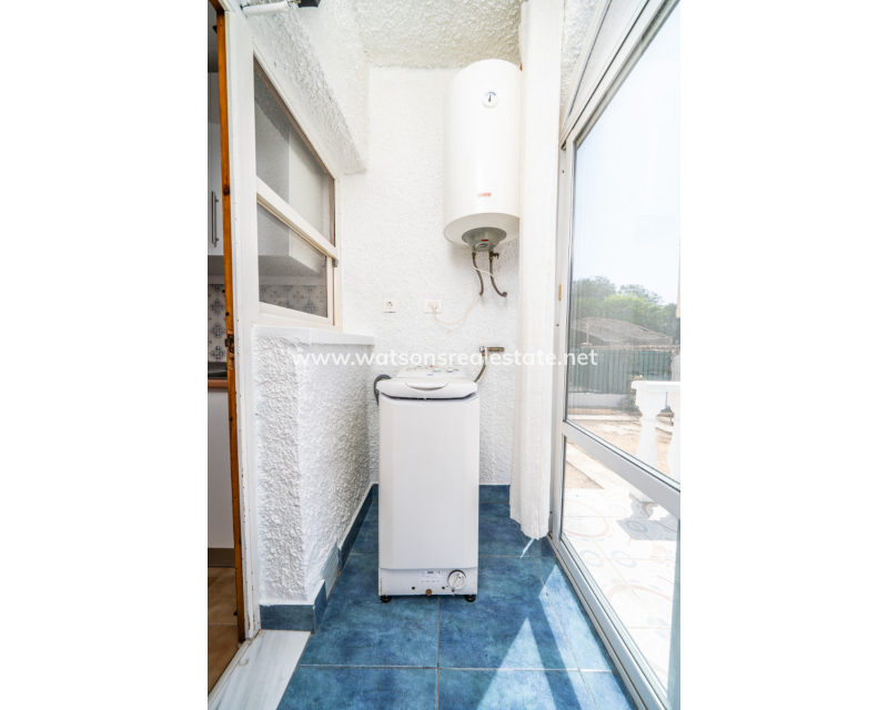 Venta - Chalet Independiente - Urb. La Marina
