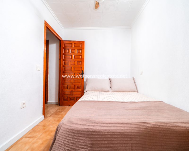 Venta - Chalet Independiente - Urb. La Marina