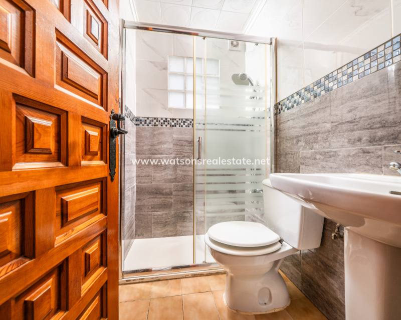 Venta - Chalet Independiente - Urb. La Marina