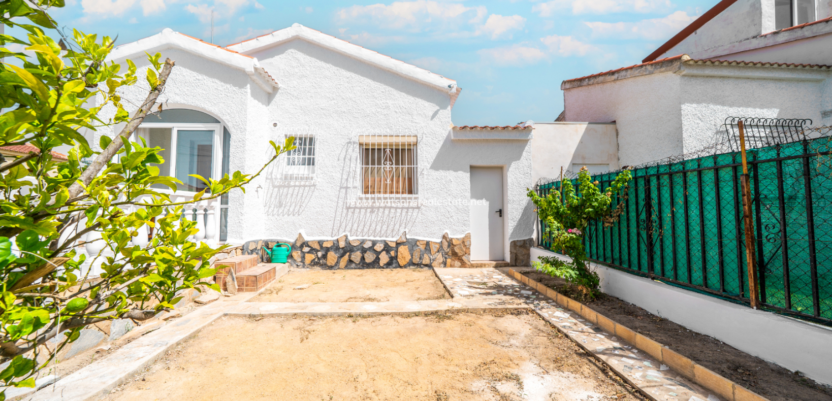 Venta - Chalet Independiente - Urb. La Marina