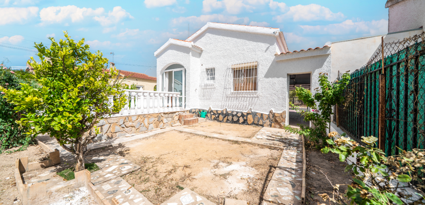 Venta - Chalet Independiente - Urb. La Marina