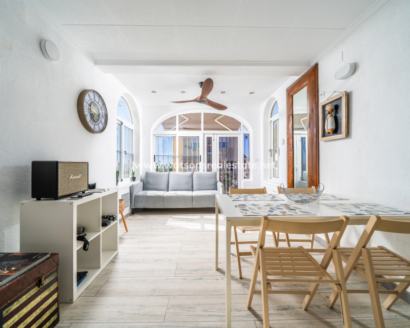 Venta - Chalet Independiente - Urb. La Marina