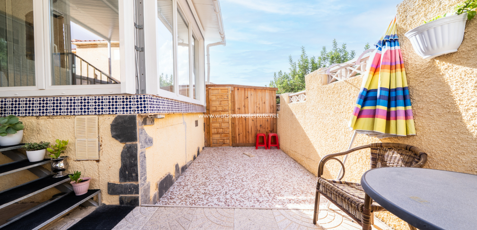 Venta - Chalet Independiente - Urb. La Marina