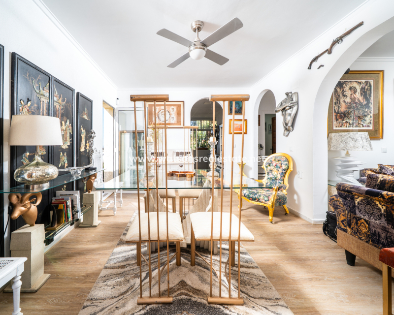 Venta - Chalet Independiente - Urb. La Marina