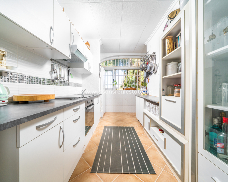 Venta - Chalet Independiente - Urb. La Marina