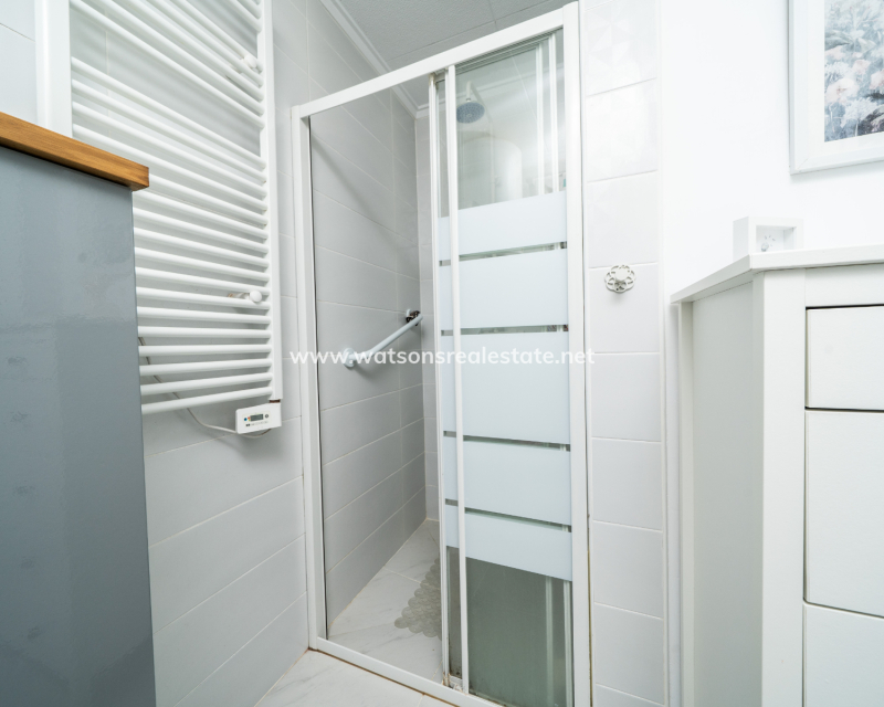 Venta - Chalet Independiente - Urb. La Marina