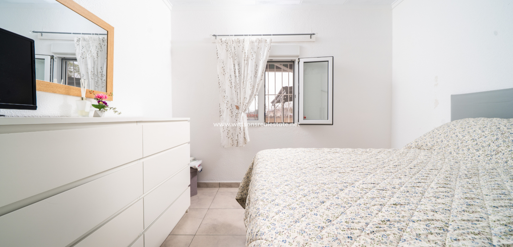 Venta - Chalet Independiente - Urb. La Marina