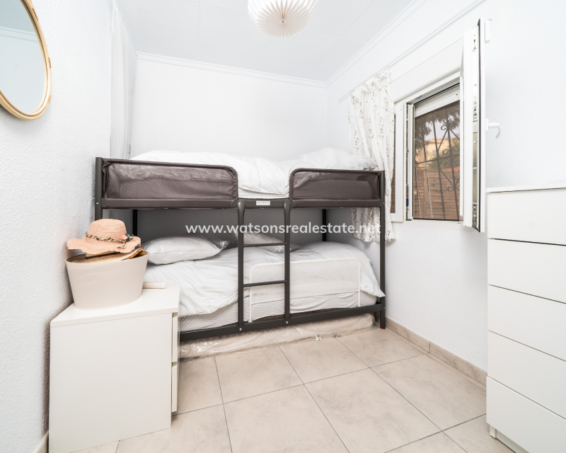 Venta - Chalet Independiente - Urb. La Marina