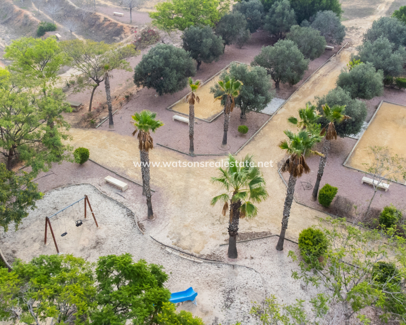 Venta - Chalet Independiente - Urb. La Marina