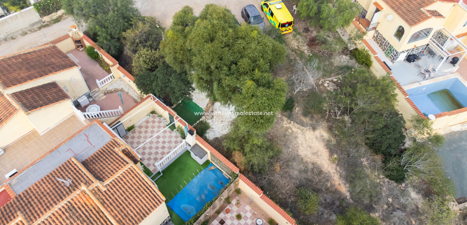 Venta - Chalet Independiente - Urb. La Marina