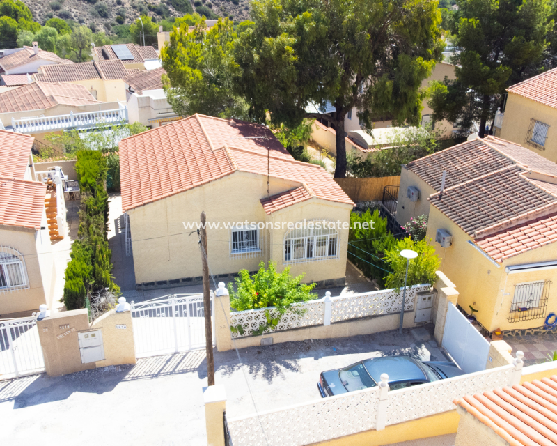 Venta - Chalet Independiente - Urb. La Marina