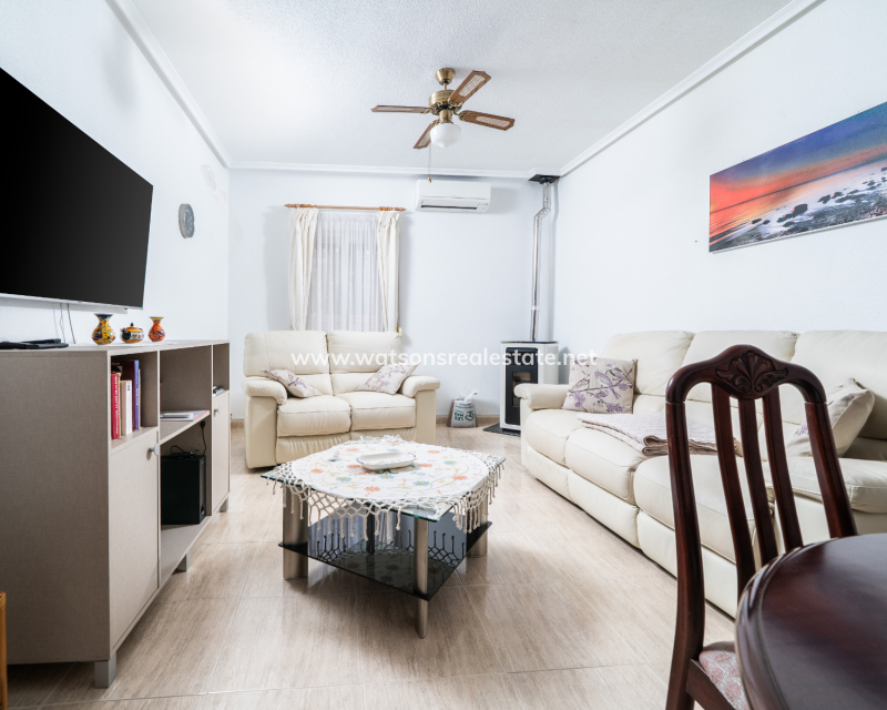 Venta - Chalet Independiente - Urb. La Marina