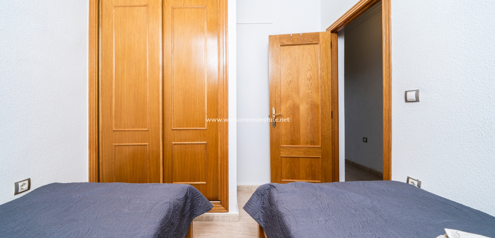 Venta - Chalet Independiente - Urb. La Marina