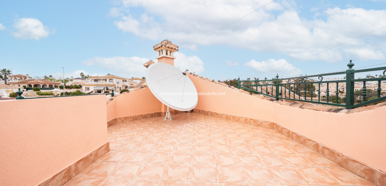 Venta - Chalet Independiente - Urb. La Marina