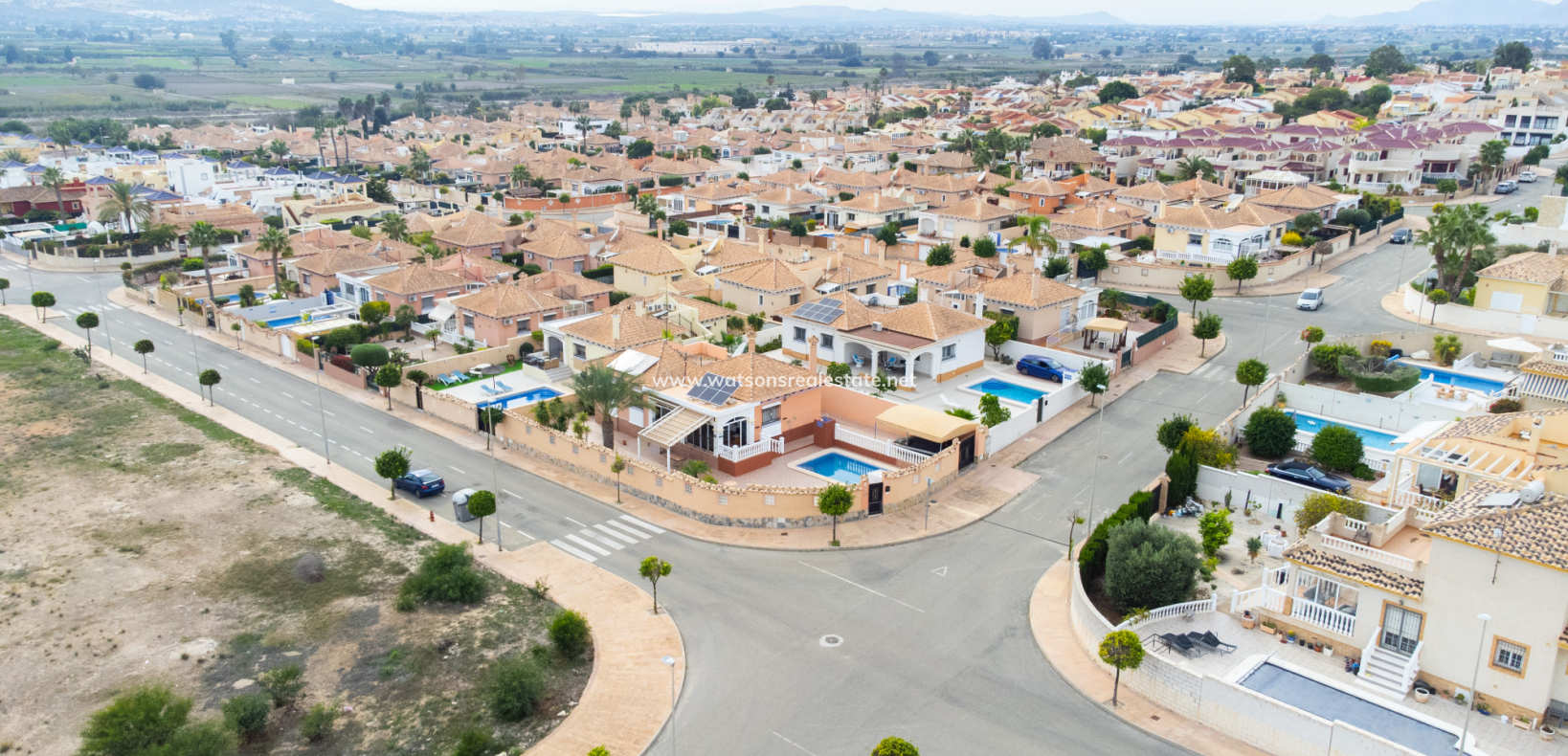 Venta - Chalet Independiente - Urb. La Marina