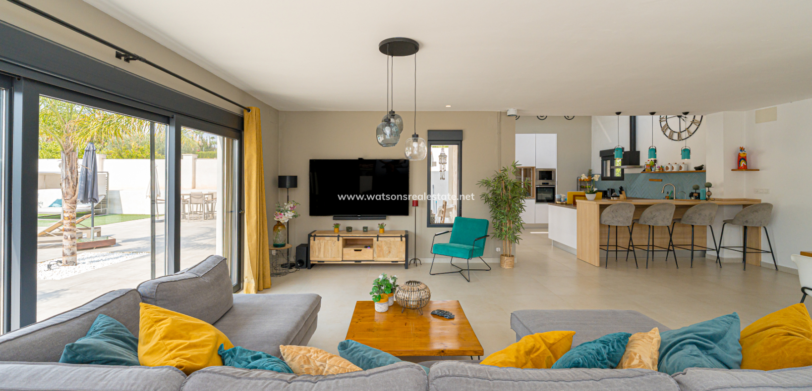 Venta - Chalet Independiente - Urb. La Marina