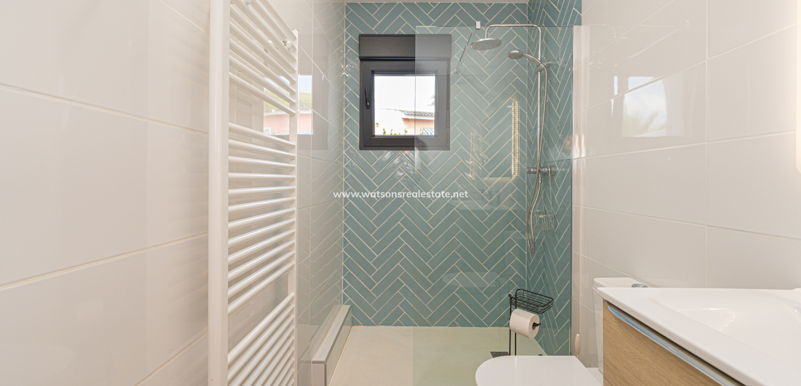 Venta - Chalet Independiente - Urb. La Marina