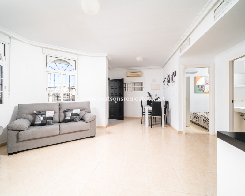 Venta - Chalet Independiente - Urb. La Marina