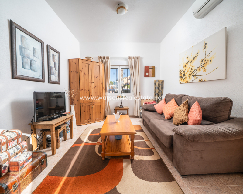 Venta - Chalet Independiente - Urb. La Marina