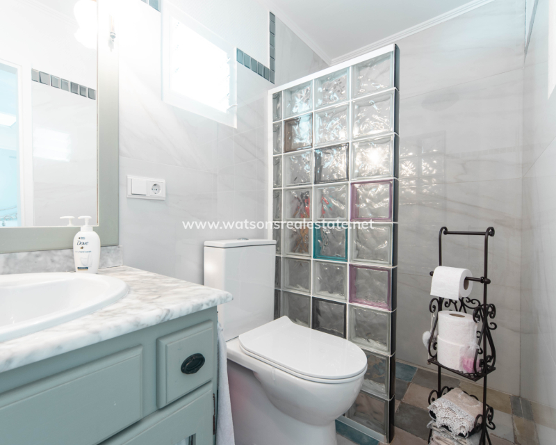 Venta - Chalet Independiente - Urb. La Marina