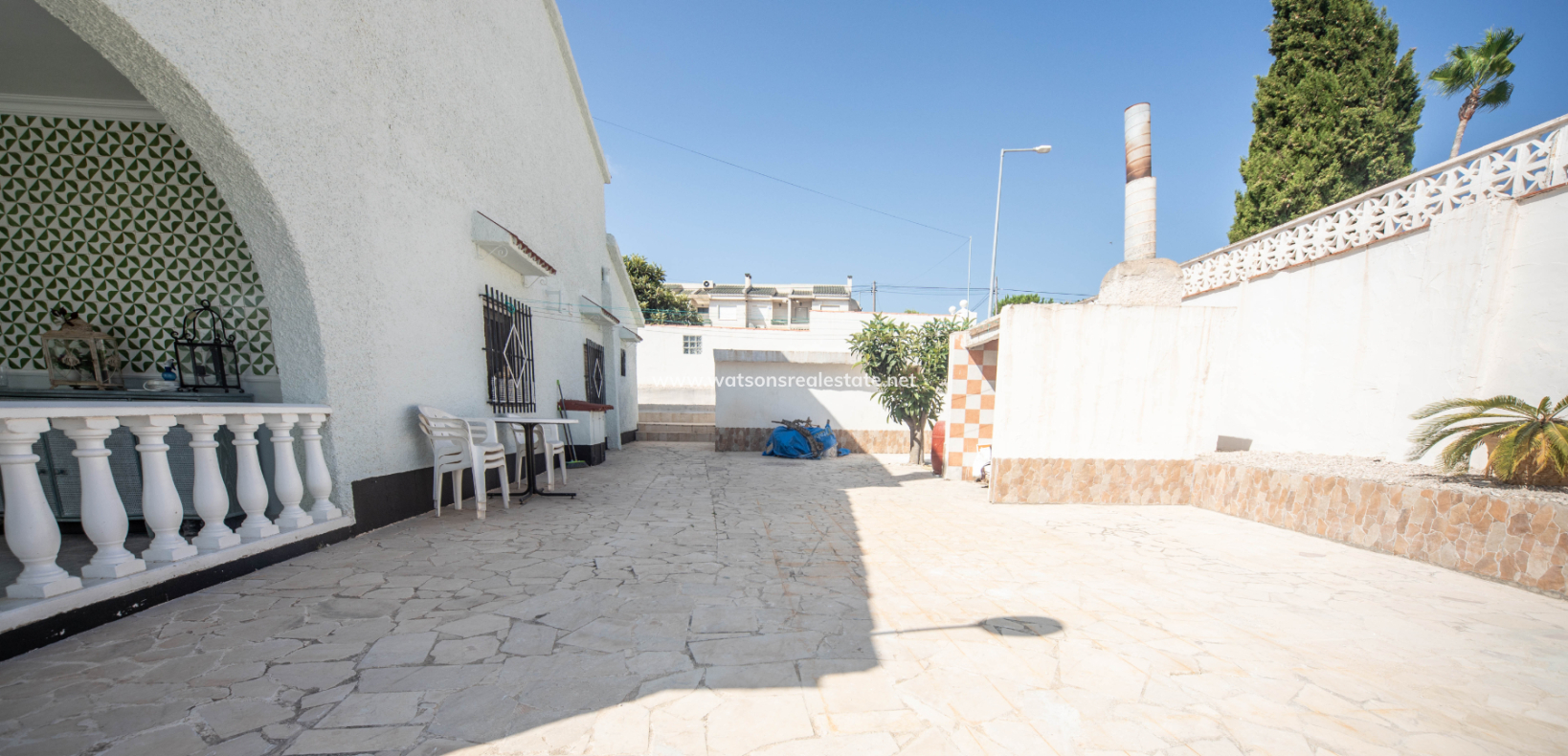 Venta - Chalet Independiente - Urb. La Marina