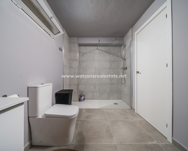 Venta - Chalet Independiente - Urb. La Marina