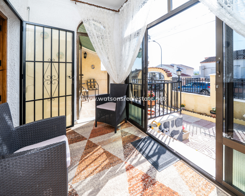 Venta - Chalet Independiente - Urb. La Marina