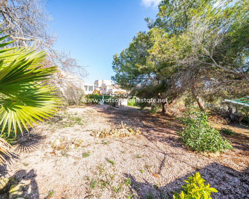 Venta - Chalet Independiente - Urb. La Marina