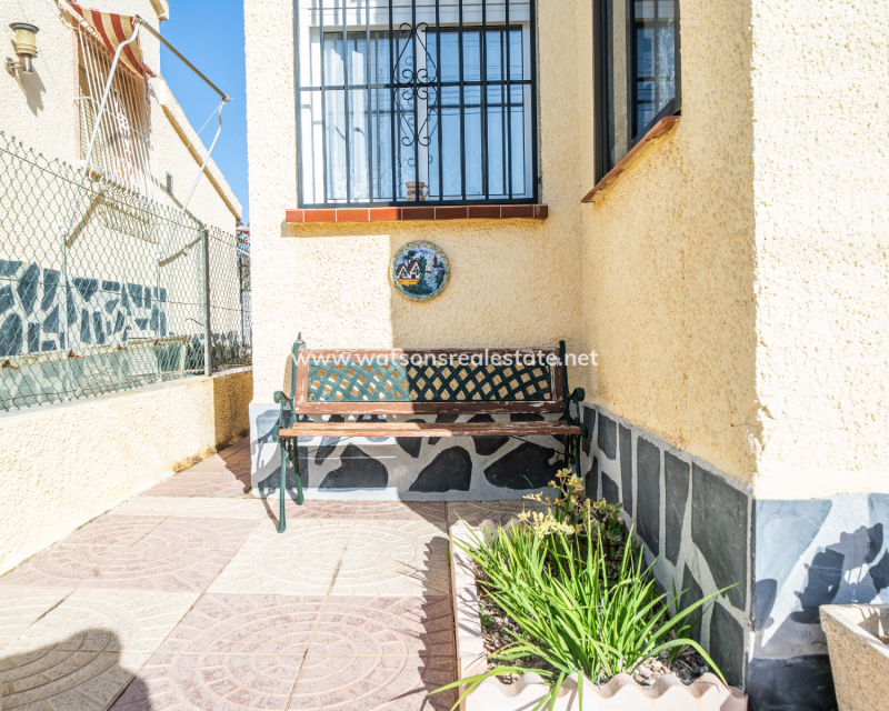 Venta - Chalet Independiente - Urb. La Marina
