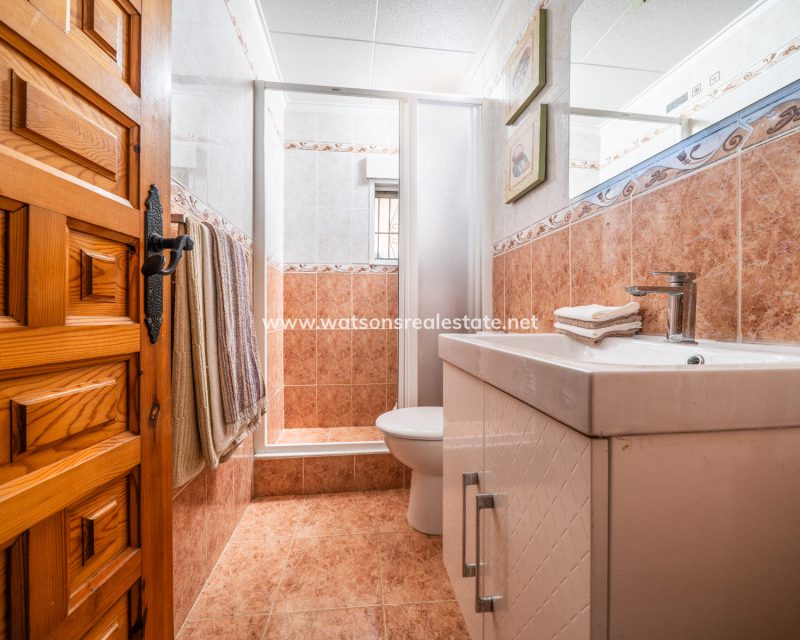 Venta - Chalet Independiente - Urb. La Marina