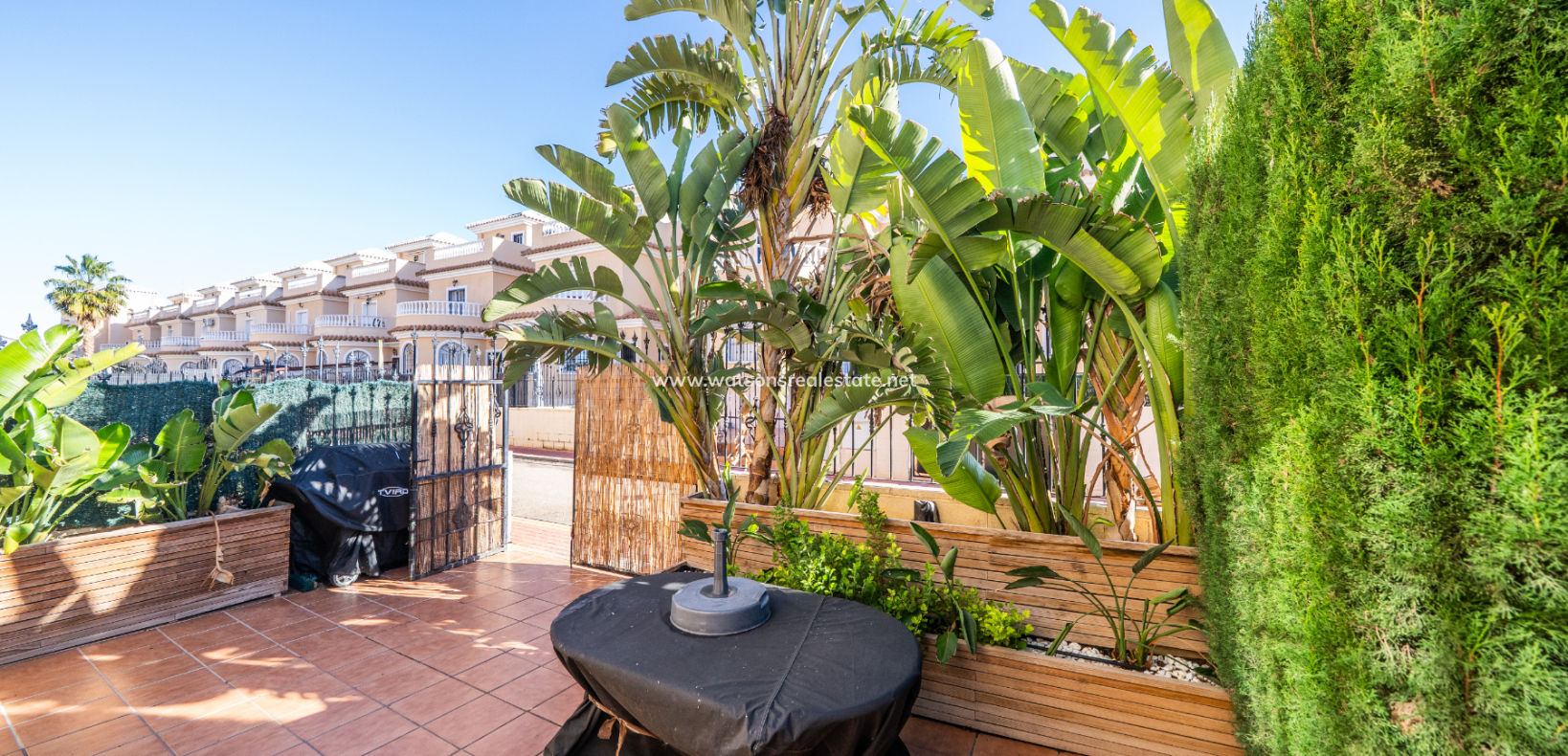 Venta - Chalet Independiente - Urb. La Marina