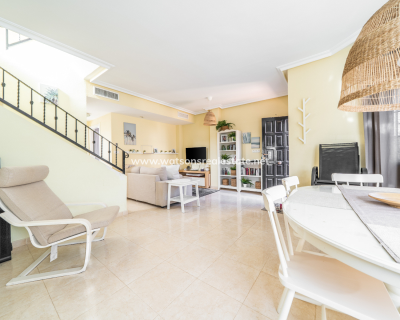 Venta - Chalet Independiente - Urb. La Marina