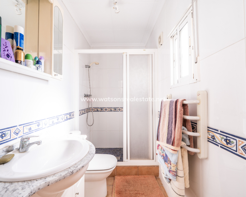 Venta - Chalet Independiente - Urb. La Marina