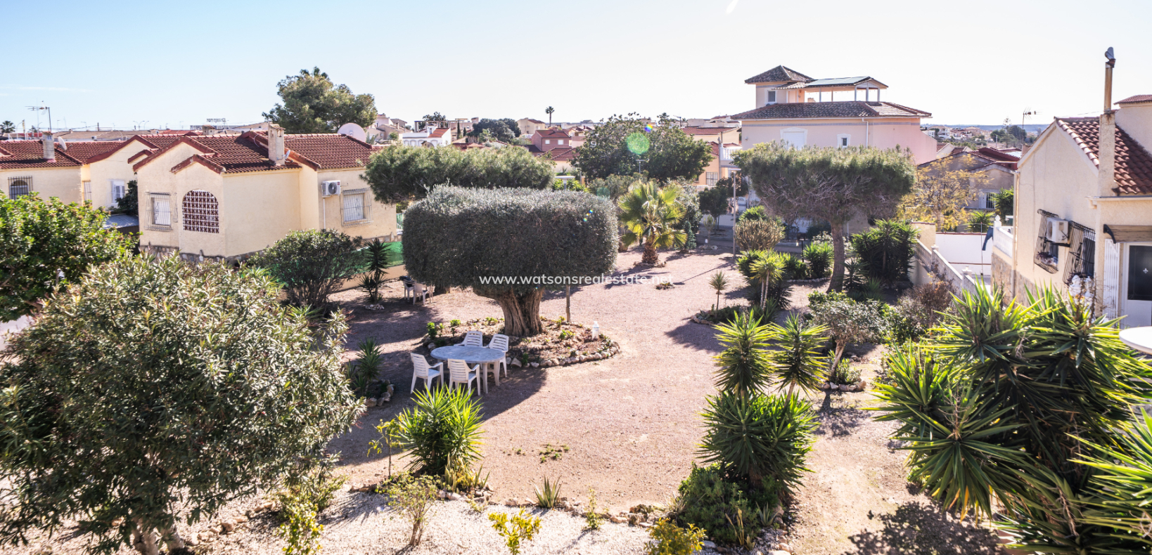 Venta - Chalet Independiente - Urb. La Marina