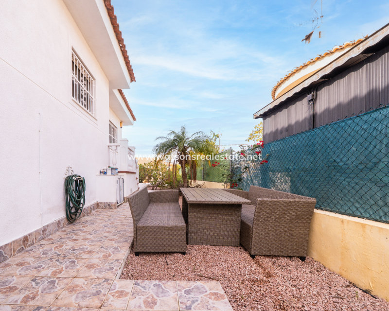 Venta - Chalet Independiente - Urb. La Marina