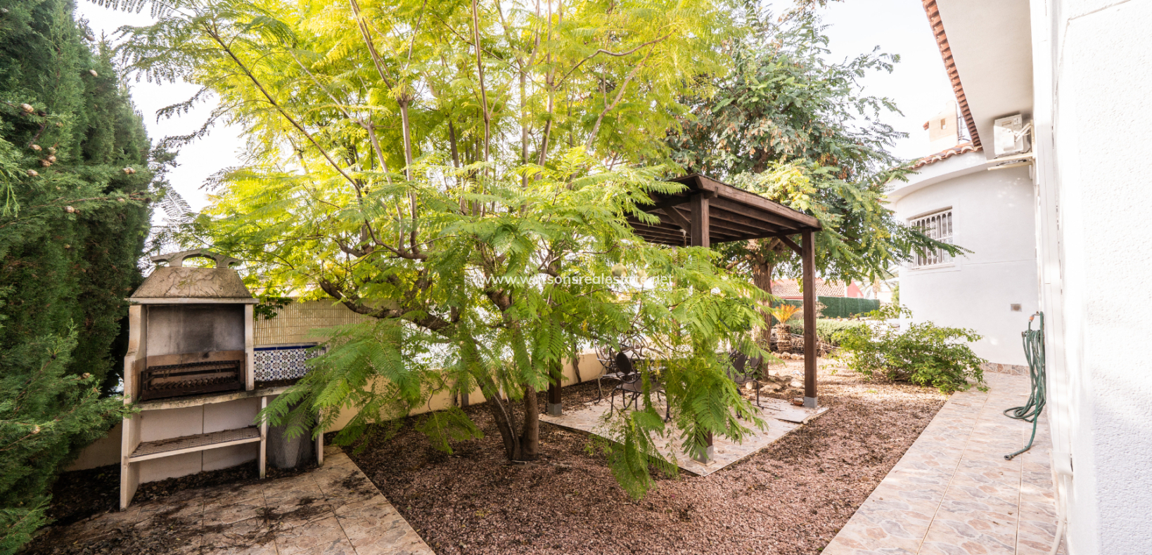 Venta - Chalet Independiente - Urb. La Marina