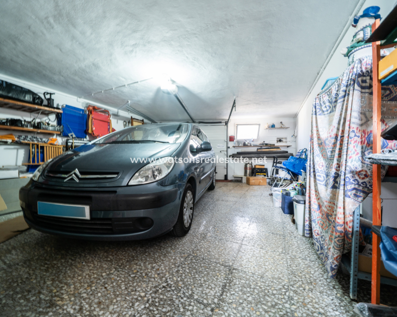 Venta - Chalet Independiente - Urb. La Marina